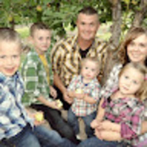 Meet your Posher, Ella